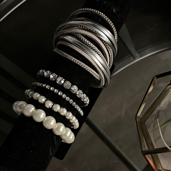 Silver and Pearl Layered Bracelet Bundle Set (5) - Picture 2 of 2